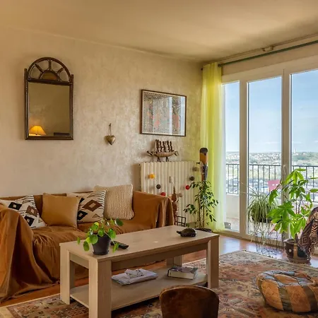 דירה Charmant Appartement De 120M2 A Rodez רודז