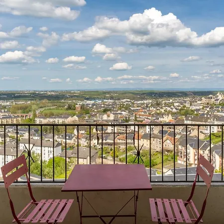 Charmant Appartement De 120M2 A Rodez *